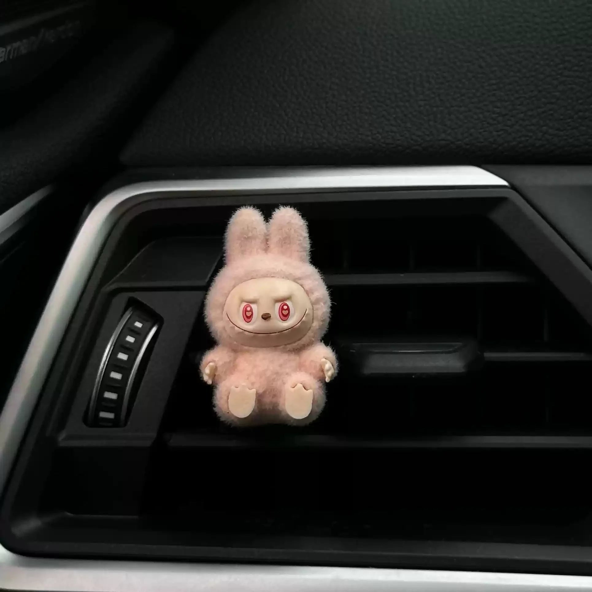 Labubu automobilio dekoracija