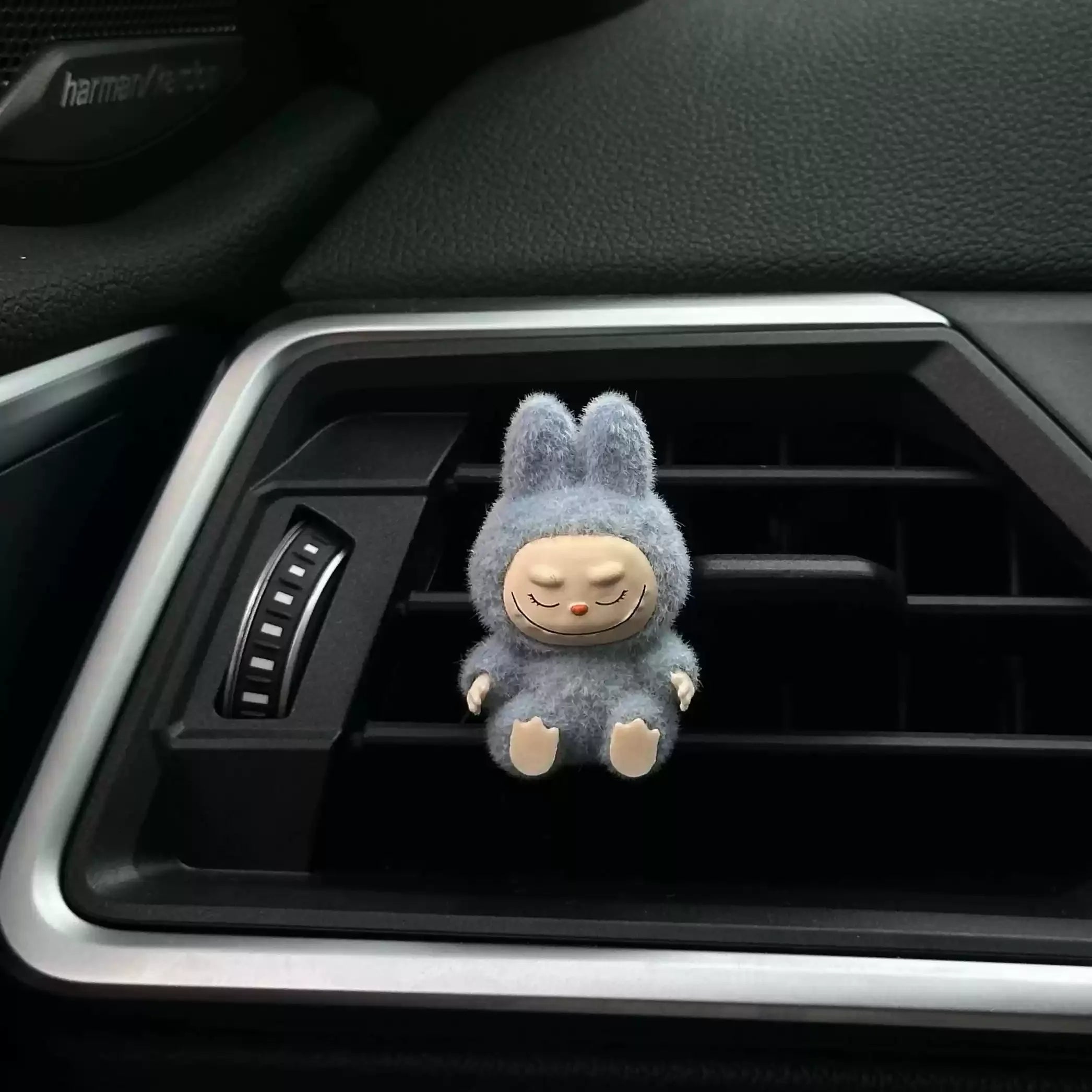 Labubu automobilio dekoracija