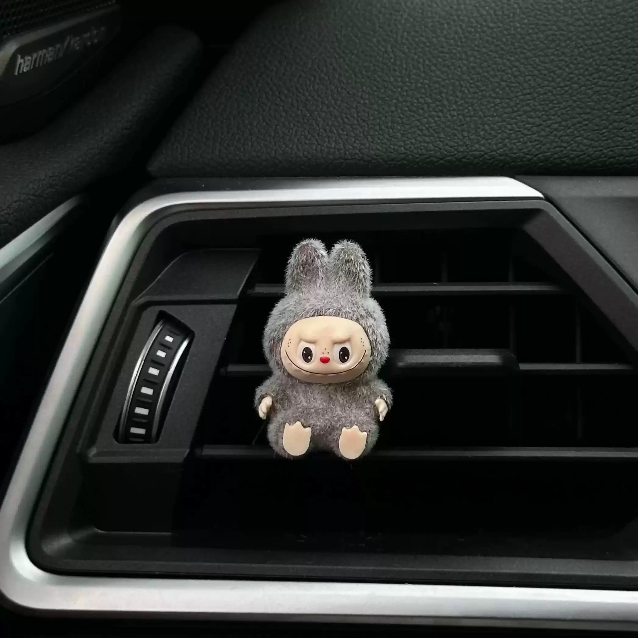 Labubu automobilio dekoracija