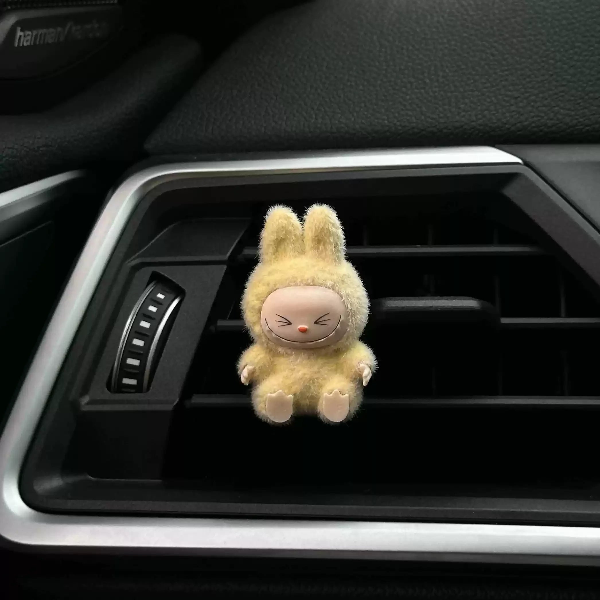Labubu automobilio dekoracija